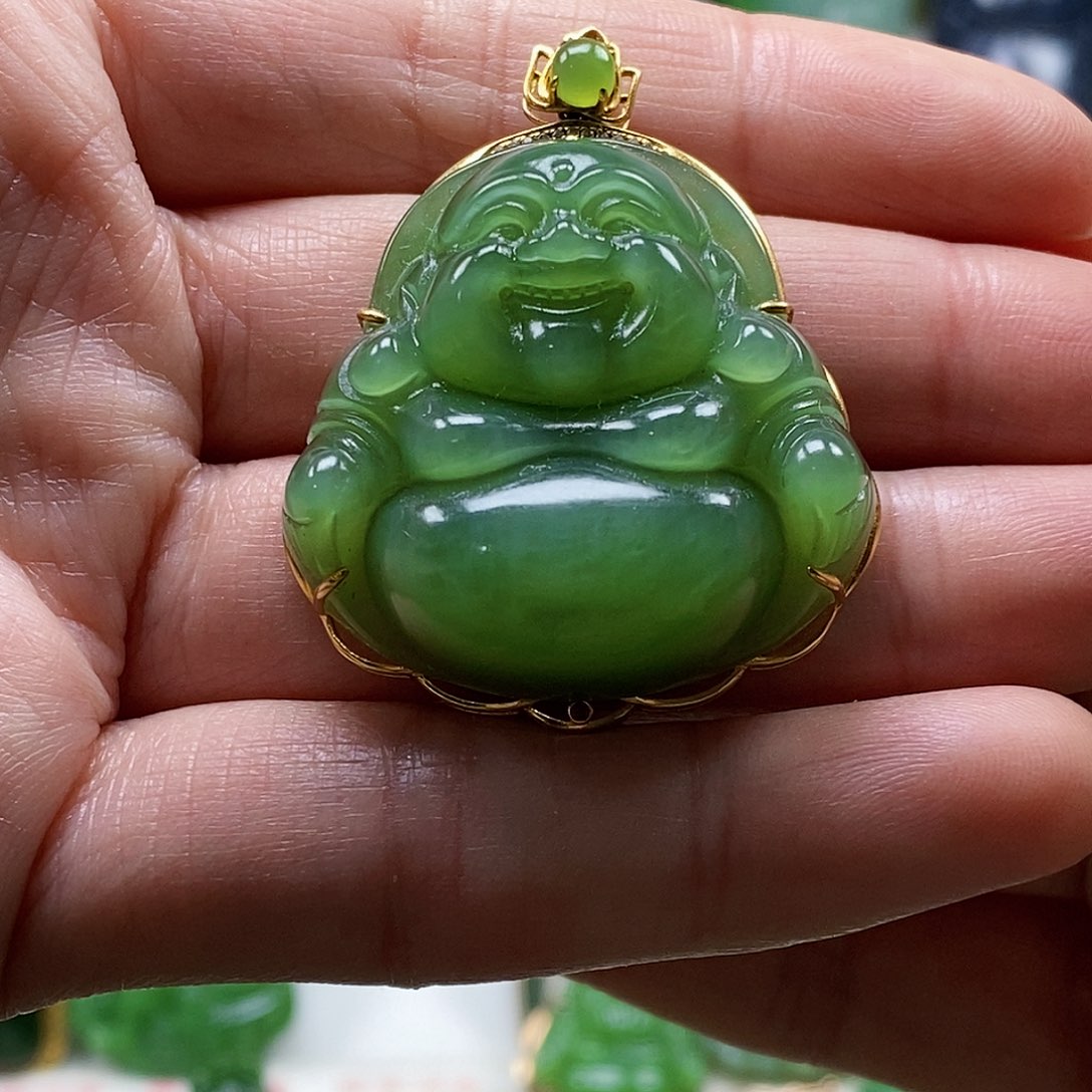 和田玉颈饰18K金镶嵌