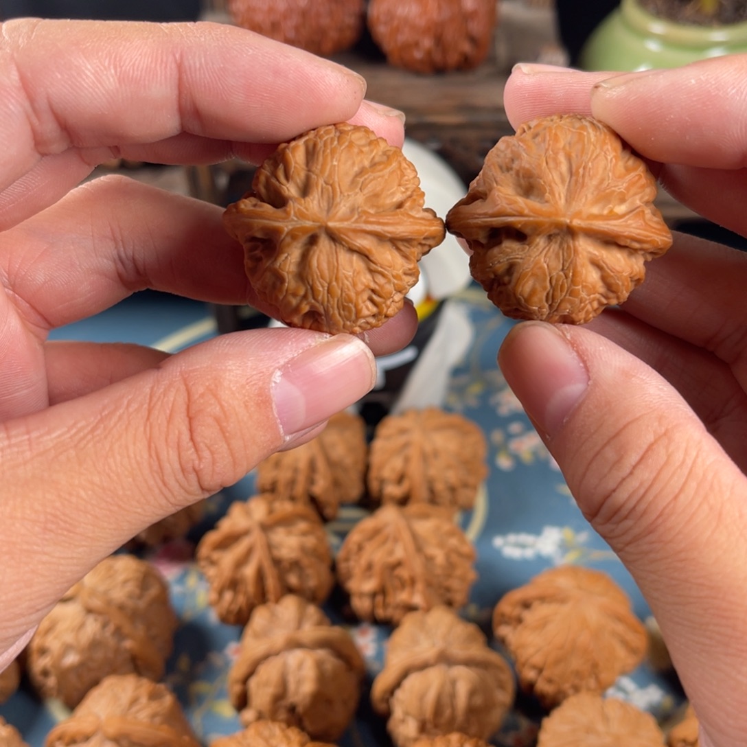 A***n吊坠文玩核桃33宫灯