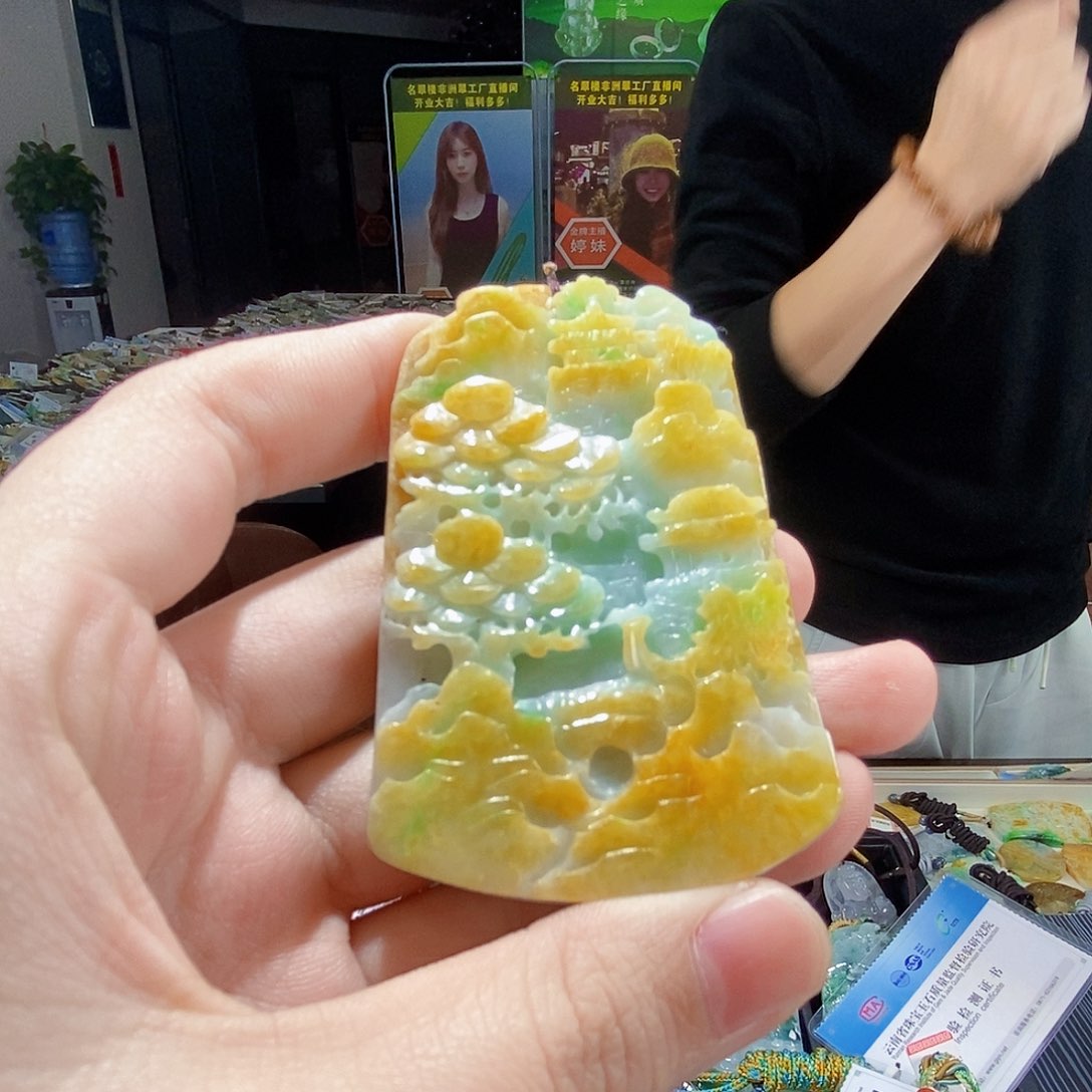 颈饰未镶嵌翡翠翡翠