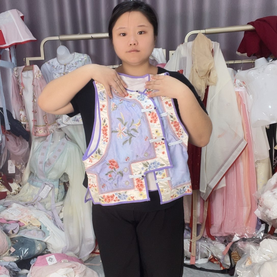 比甲胸围100直播链接