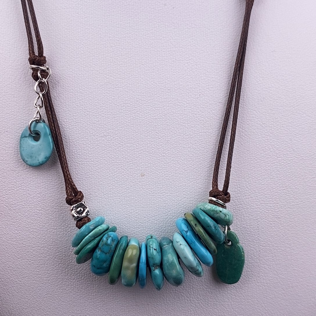 绿松石未镶嵌原矿