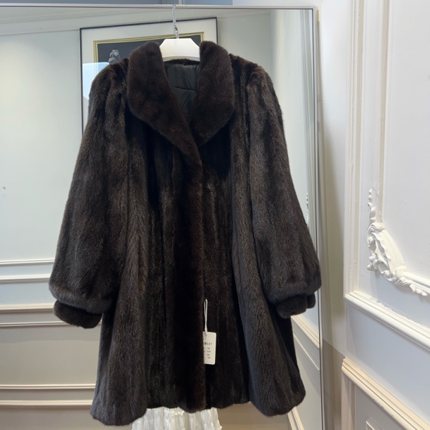 【S127】爆绒宝嘉美本色短毛气质洋气减龄女款