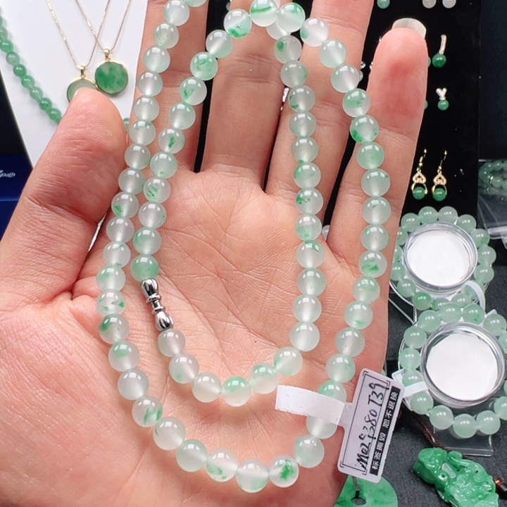 石英质玉未镶嵌手链周*