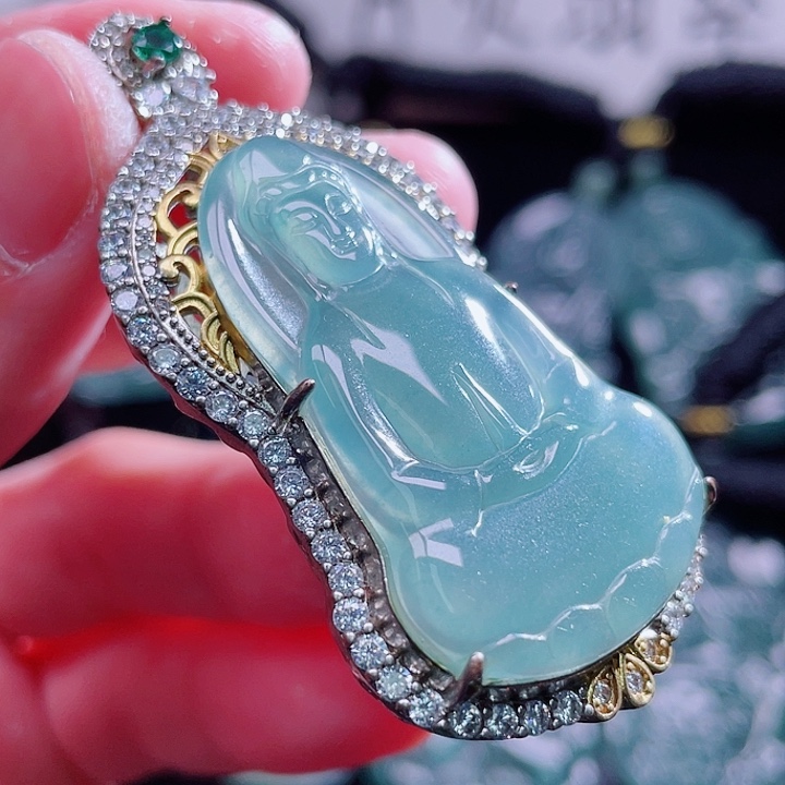 翡翠颈饰未镶嵌999999999