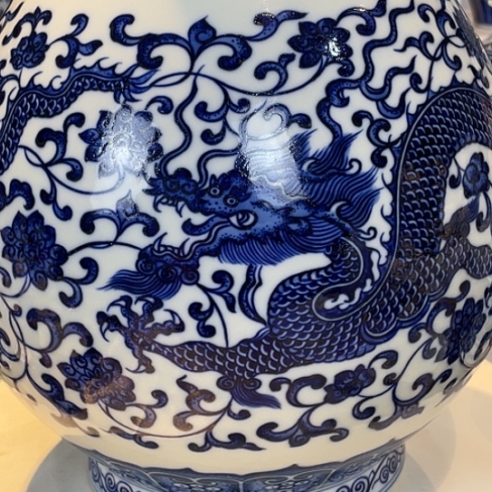 壶占景德镇陶瓷艺术