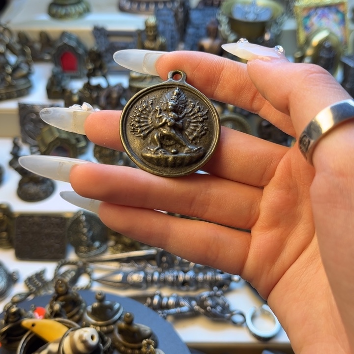 泥塑4号闪价漏价一件