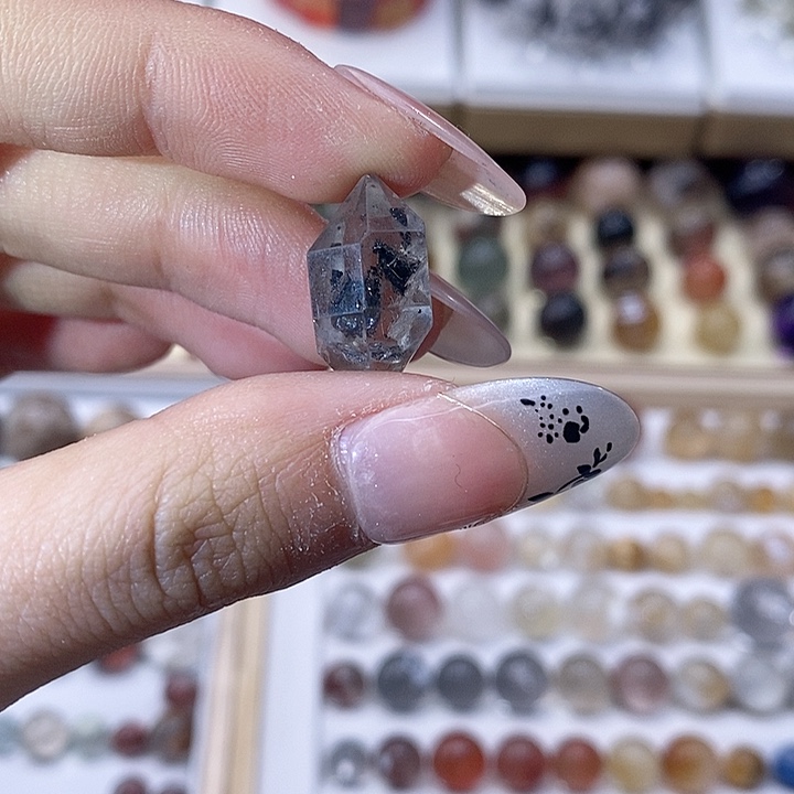 水晶戒指未镶嵌，