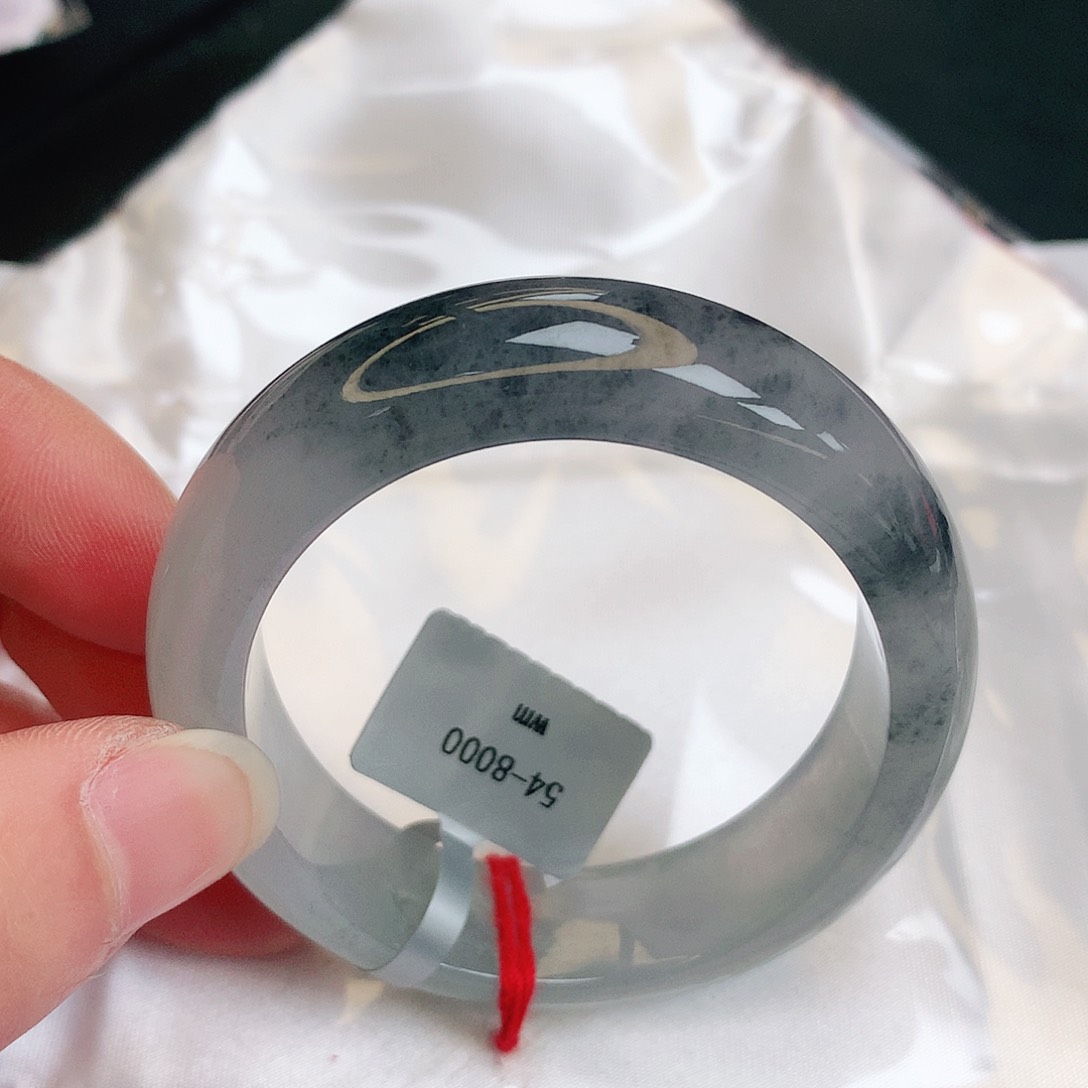 【闪购商品】翡翠手镯未镶嵌狗***。缅甸天然a货翡翠