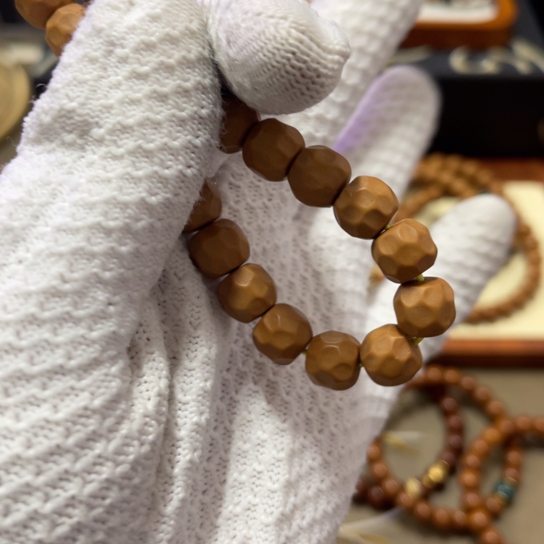 猴头核桃手串微瑕无相奶酪