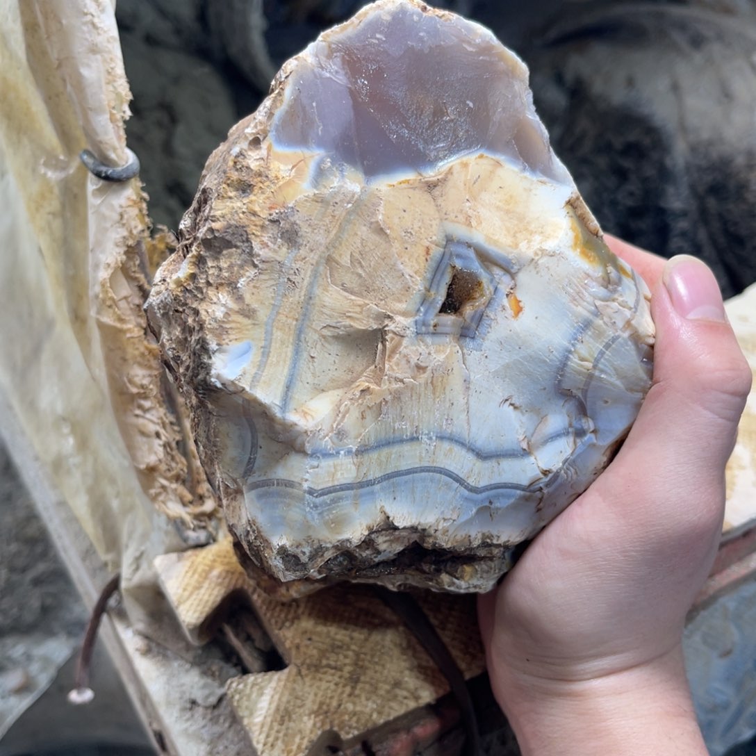 遇***程定制玛瑙天然玛瑙手镯原石