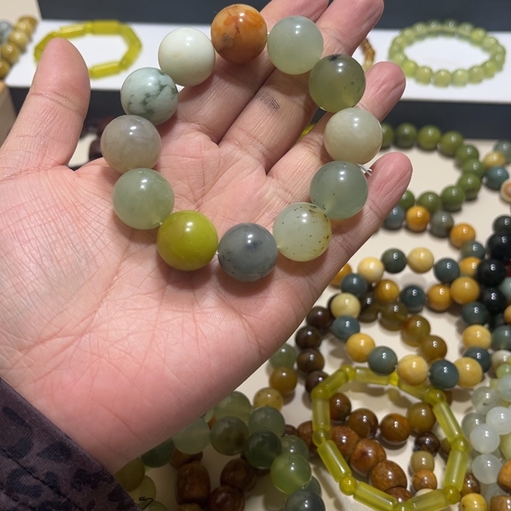 蛇纹石玉未镶嵌手链卡18