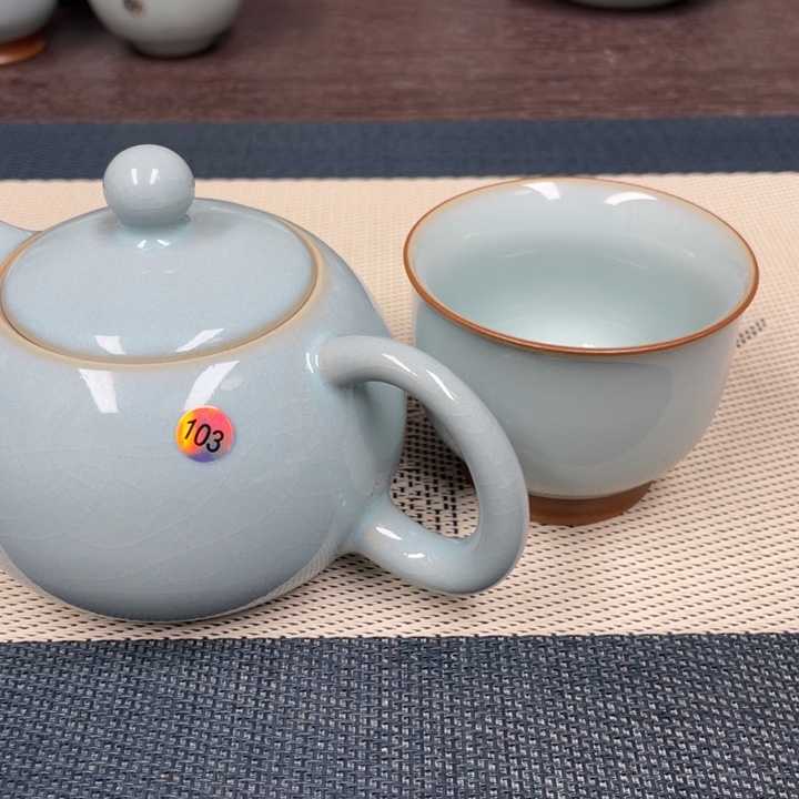 凡*甲张瑕西施壶103+两个提梁杯全