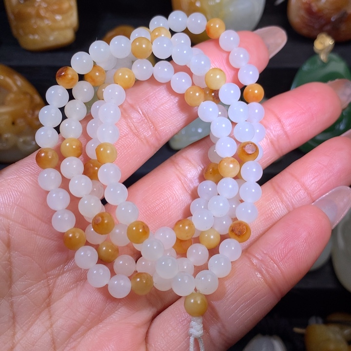 和田玉颈饰未镶嵌