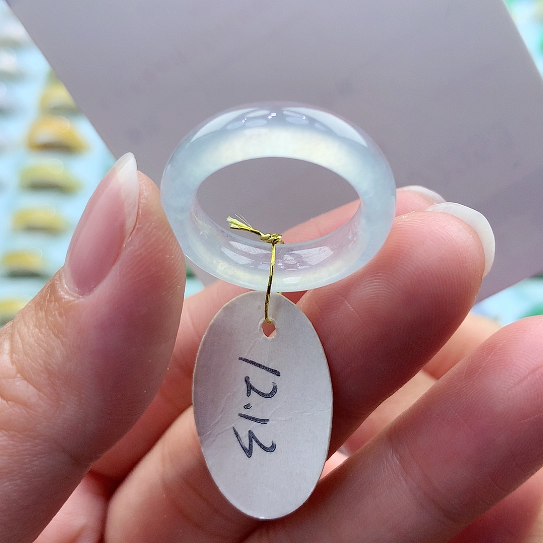 翡翠戒指未镶嵌12圈