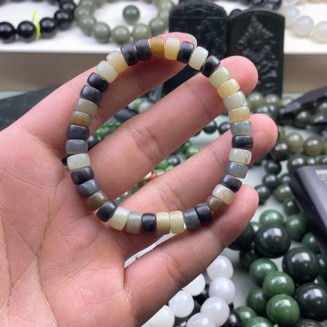 和田玉手串未镶嵌