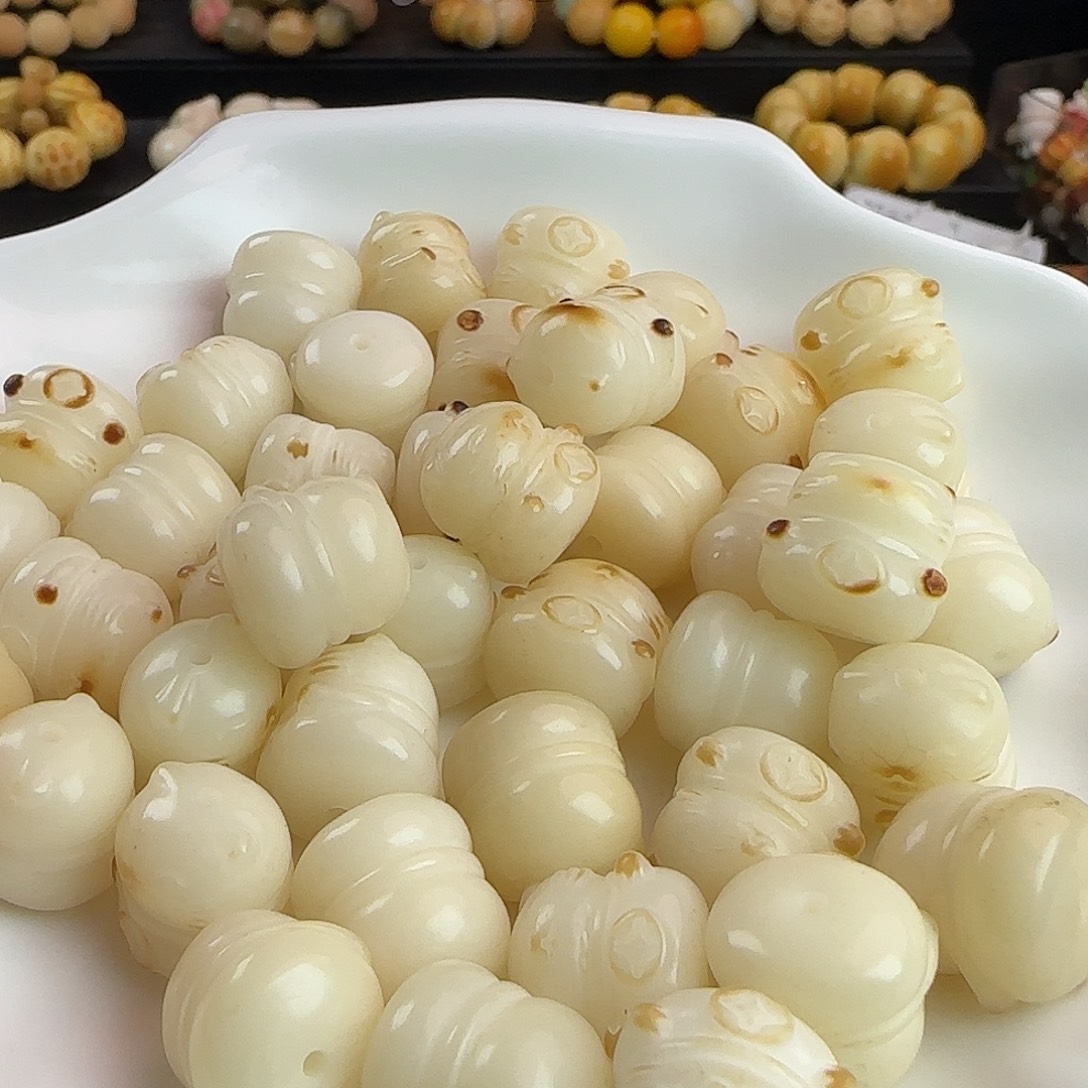 菩提根/象牙果手串微瑕疵卡15/16炭烤招财猫100颗批发