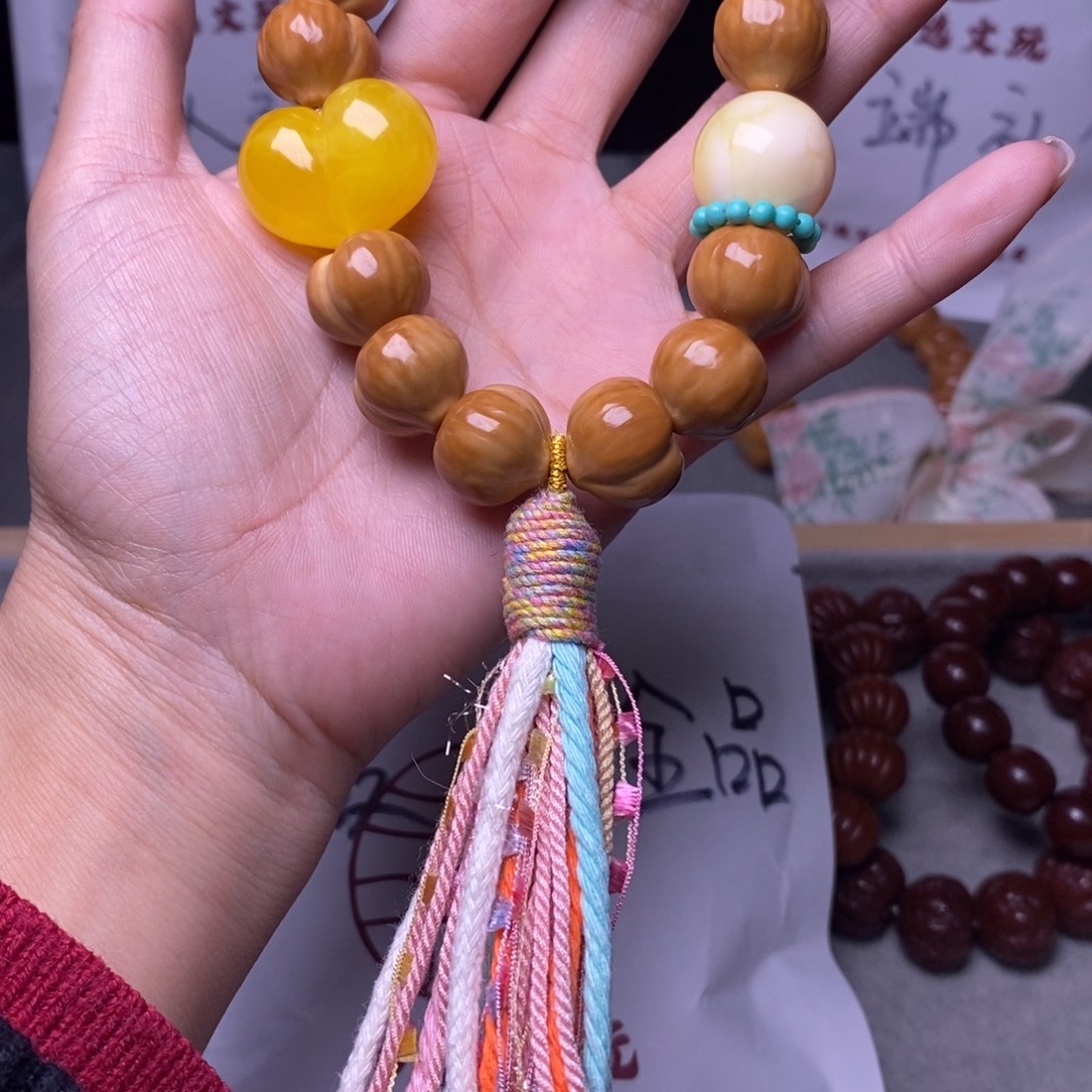 手串猴头核桃屁桃手持