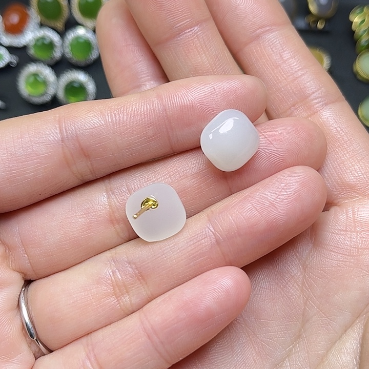 和田玉银S925镶嵌耳饰