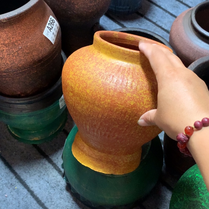 【闪购商品】微瑕土陶有孔高20口11