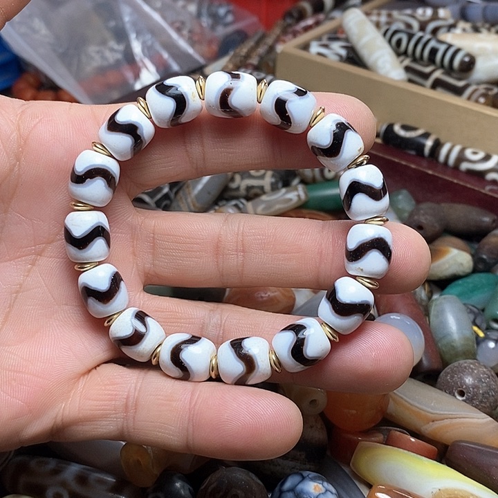 玛瑙/玉髓颈饰未镶嵌1