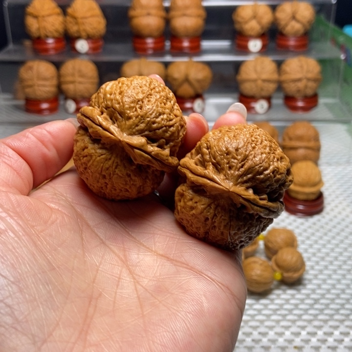 阿***V把件文玩核桃6铁罗汉