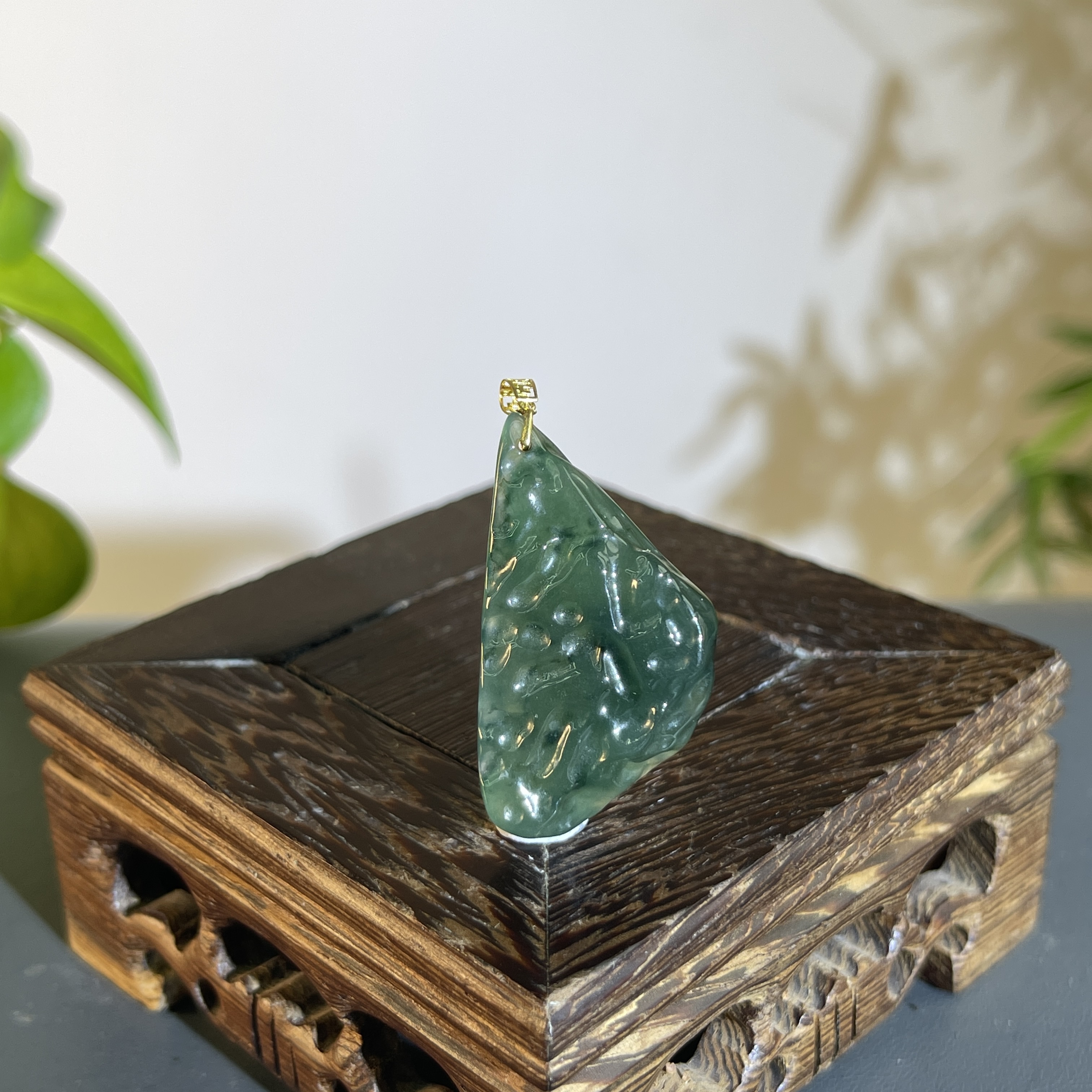 JTA27-64 18K精品天然翡翠A货原石吊坠