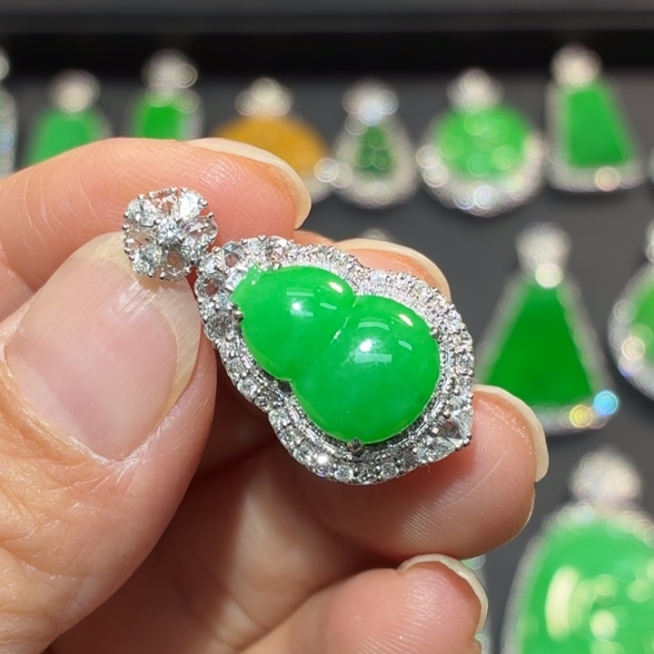 翡翠18K金镶嵌吊坠(不含链)翡翠