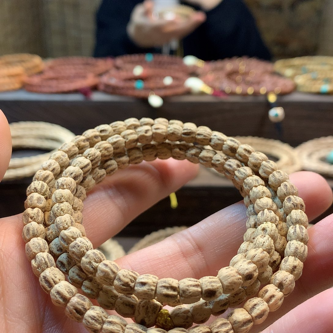 柏香籽/百香籽吊坠方块多棱顺