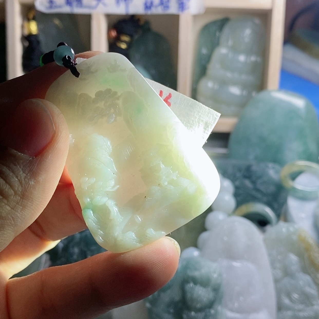 【闪购商品】翡翠颈饰未镶嵌翡翠