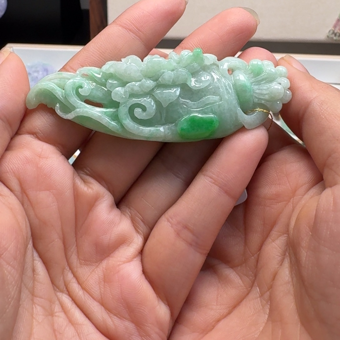 翡翠未镶嵌颈饰翡翠吊坠