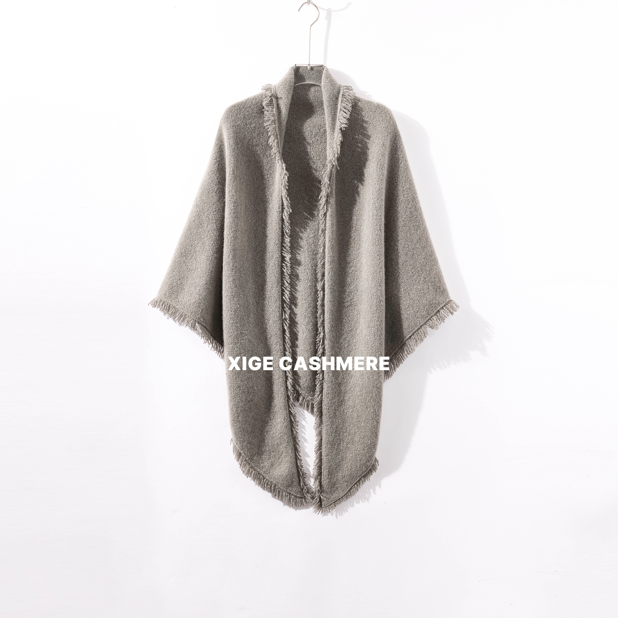 沿海【雾灰康宝莱】喜歌 秋冬女士羊绒三角巾披肩 8253