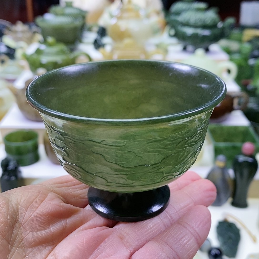 和田玉茶杯未镶嵌