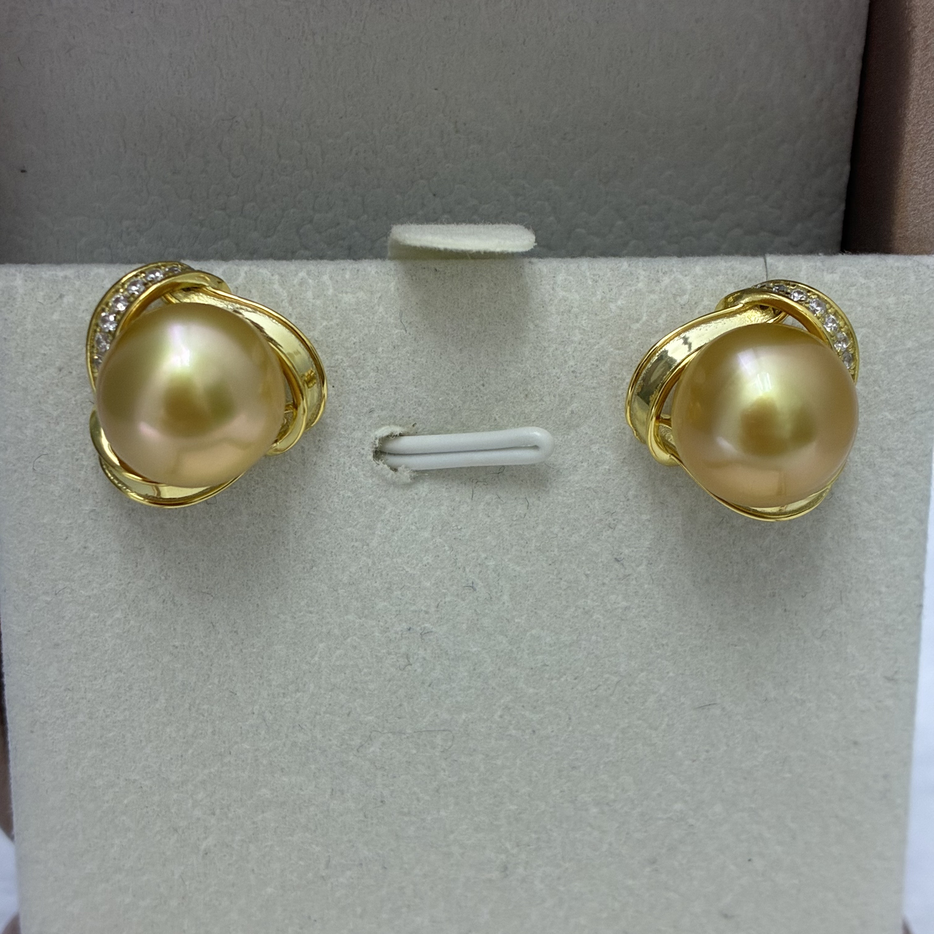 天然海水南洋金珠耳钉10-11mm简约时尚经典