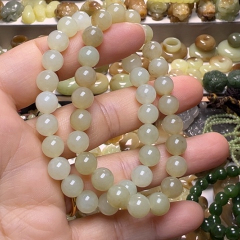 【闪购商品】颈饰未镶嵌和田玉透闪石玉多拍发一