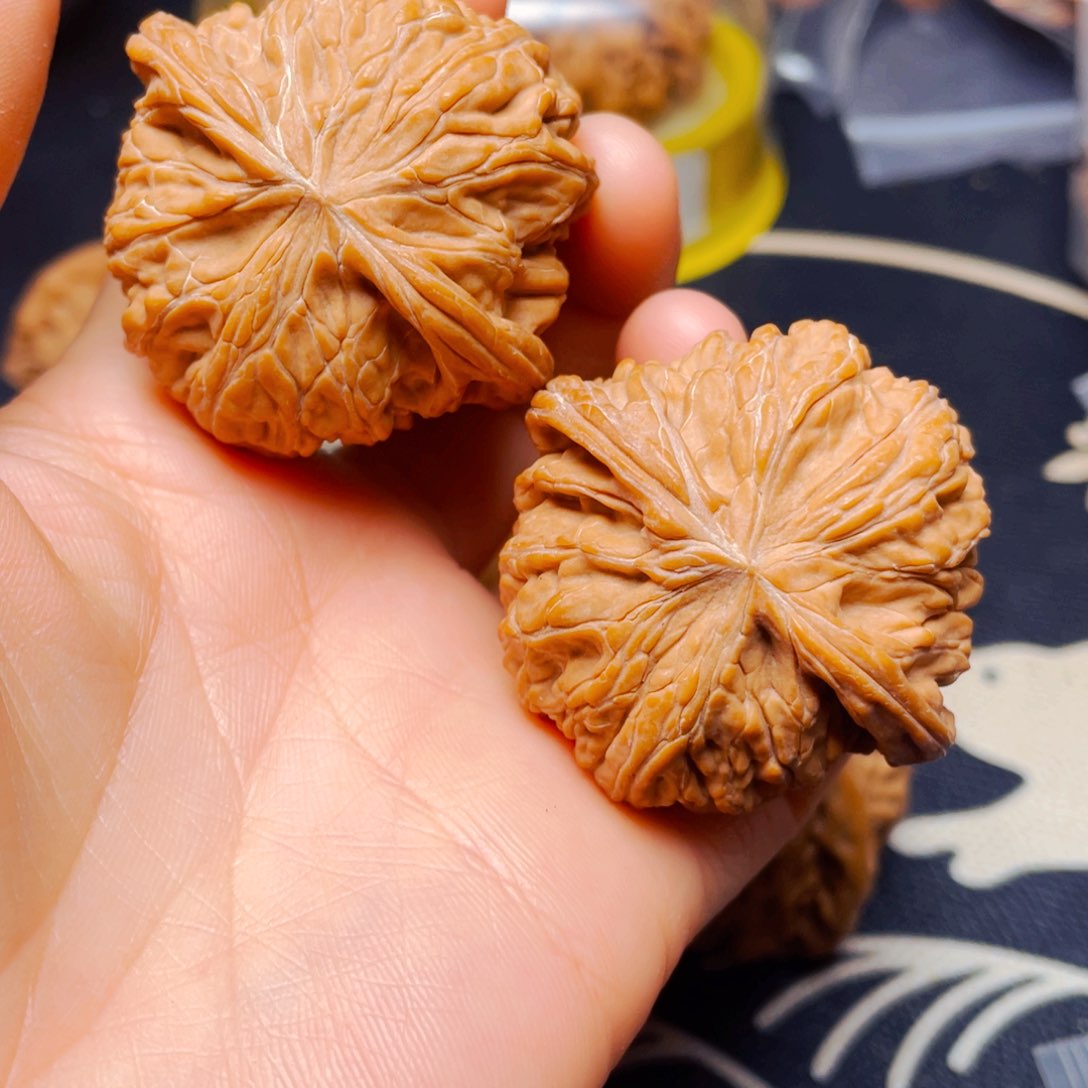 吊坠文玩核桃磨盘狮子头