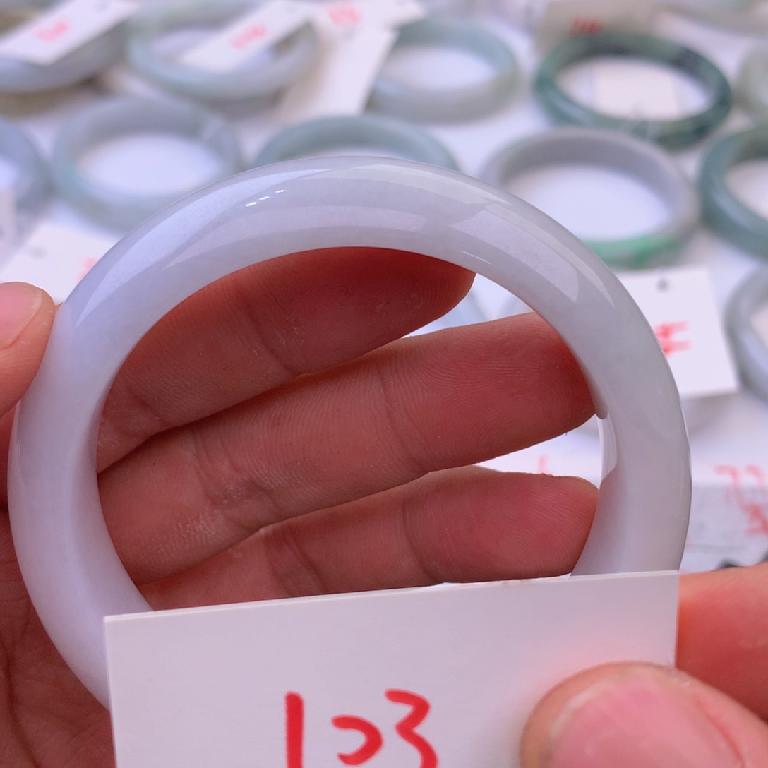 翡翠手镯未镶嵌1556688888888