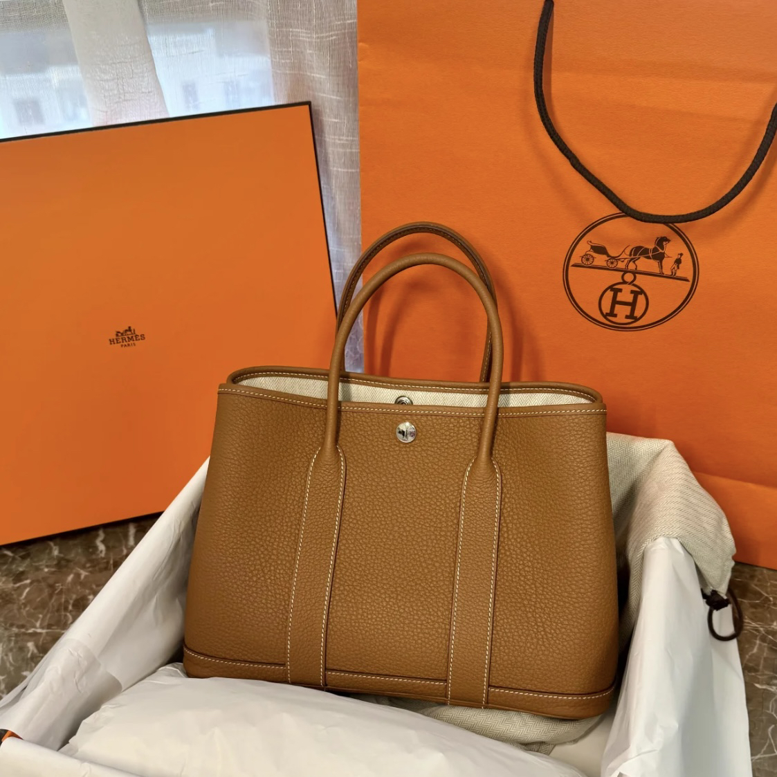 99新 Hermes/爱马仕 青奢荟/花园30金棕手提包/w刻/88671