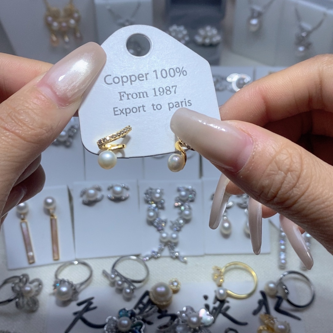 未镶嵌淡水珍珠耳饰