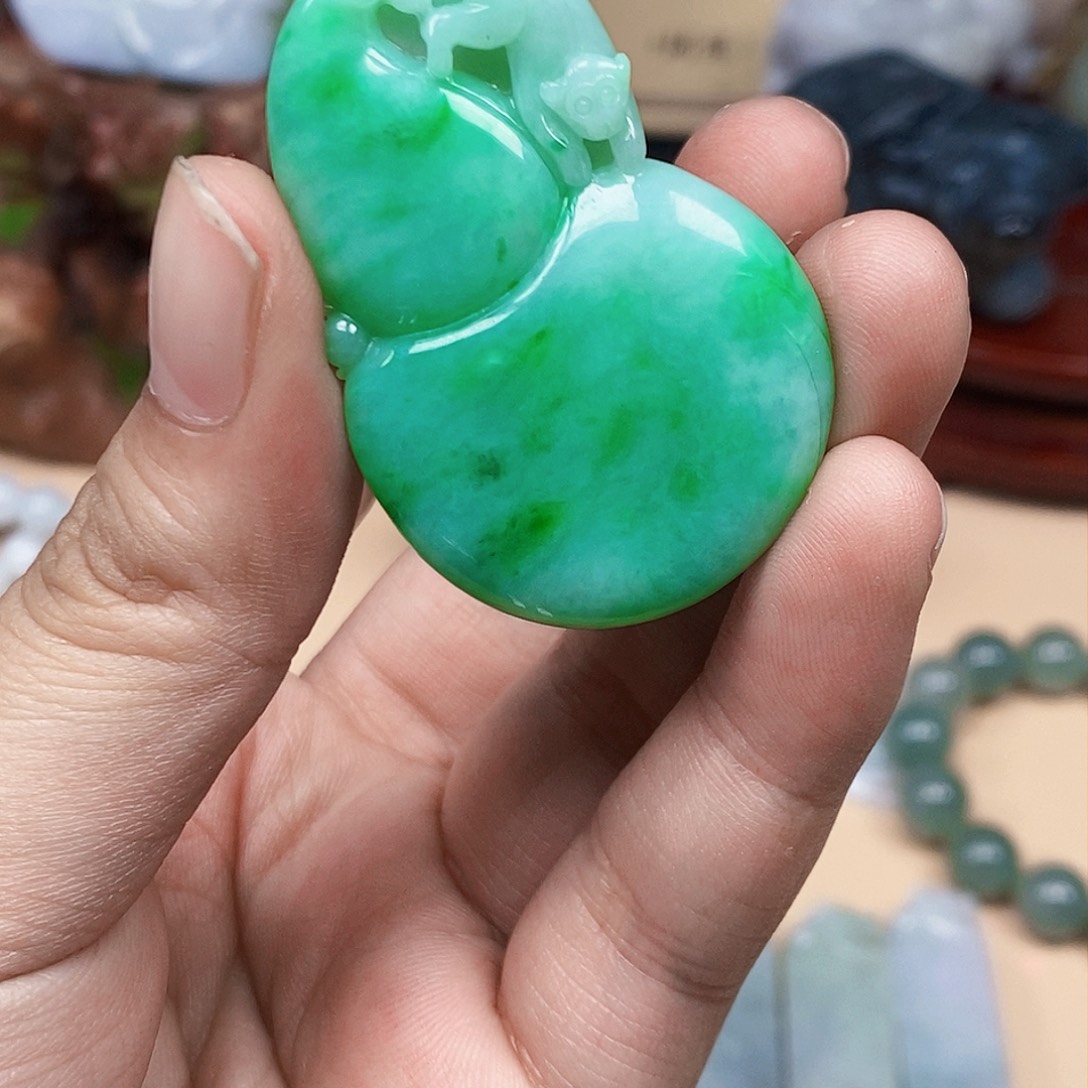 颈饰未镶嵌翡翠翡翠