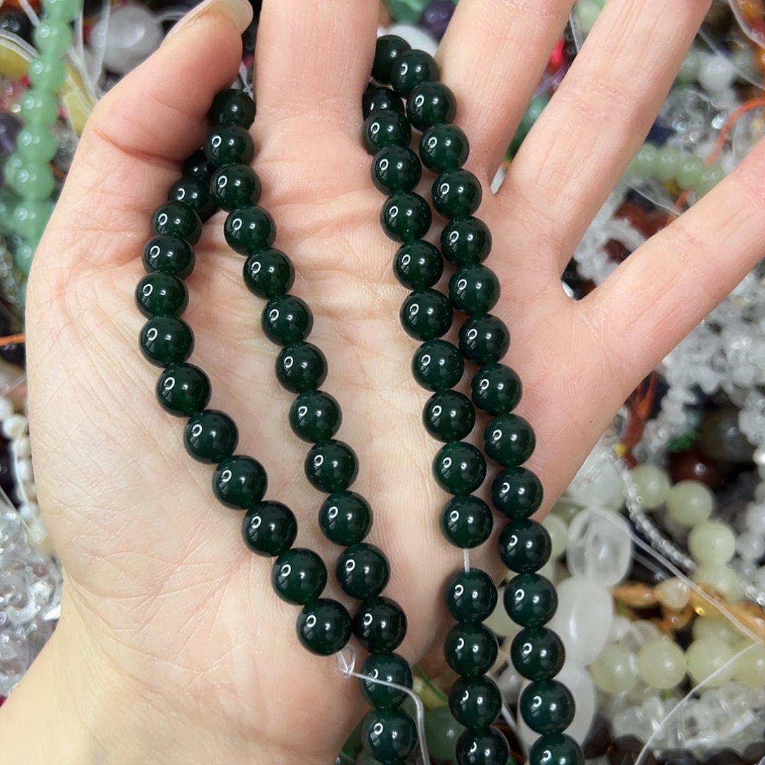 玛瑙/玉髓未镶嵌珠宝半成品，A级卡8祖母绿玛瑙一条