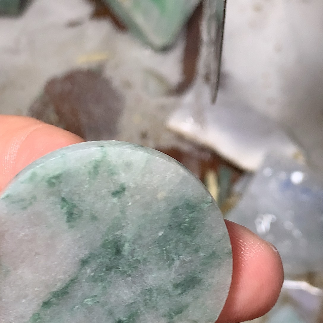 未镶嵌挂件翡翠翡翠原石