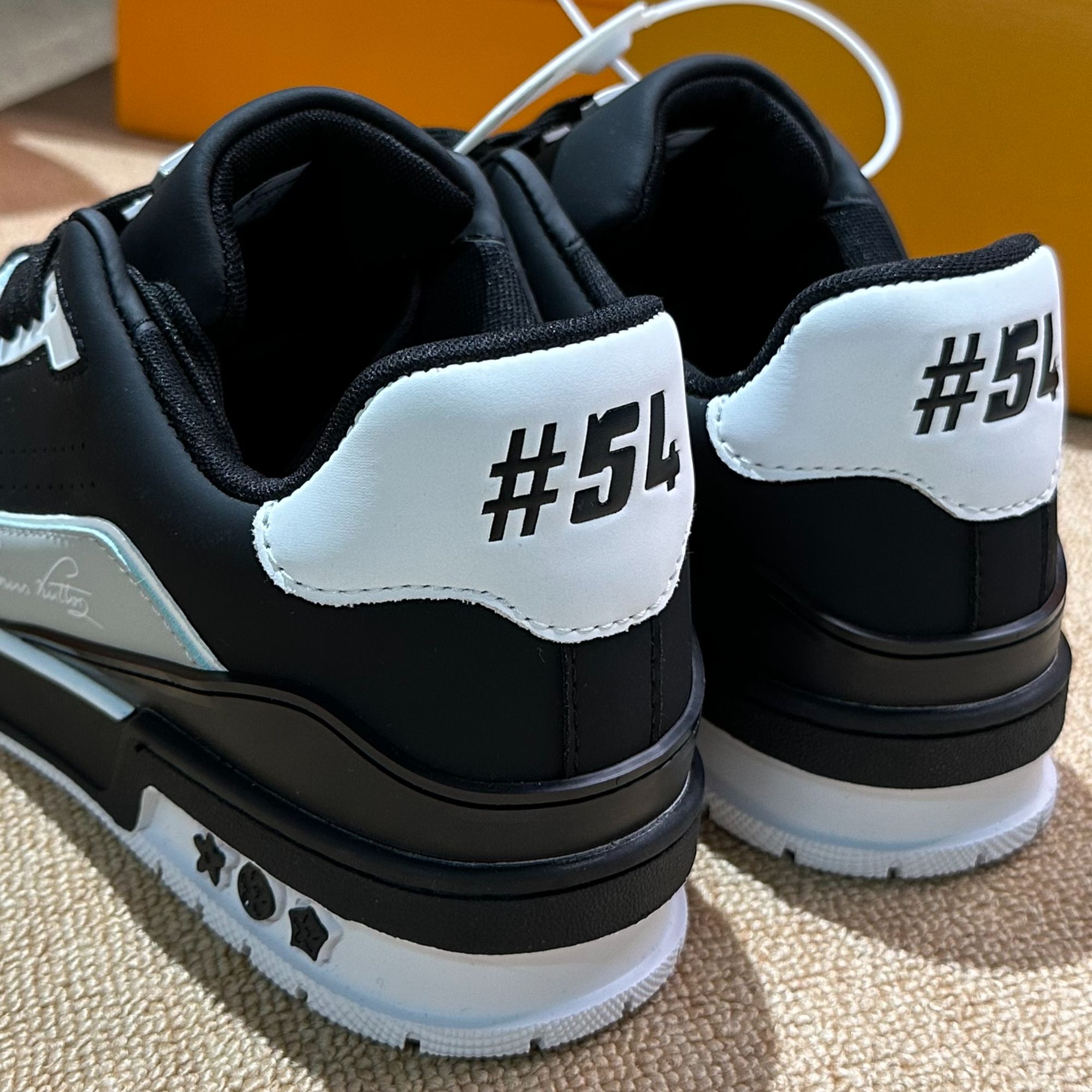 运动03耐磨板鞋增高休闲风透气休闲板鞋白色厚底ins休闲鞋低帮