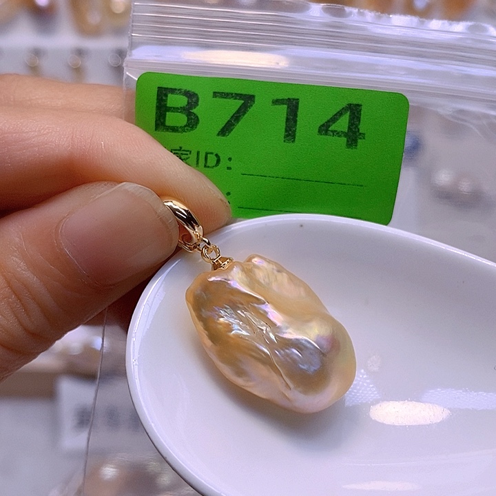 淡水珍珠未镶嵌颈饰