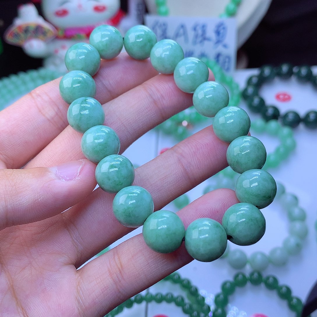 翡翠毛衣链未镶嵌