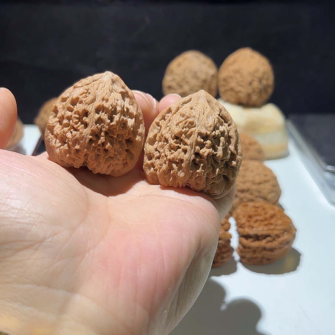 w***f桃核吊坠涿鹿南将.40高三角