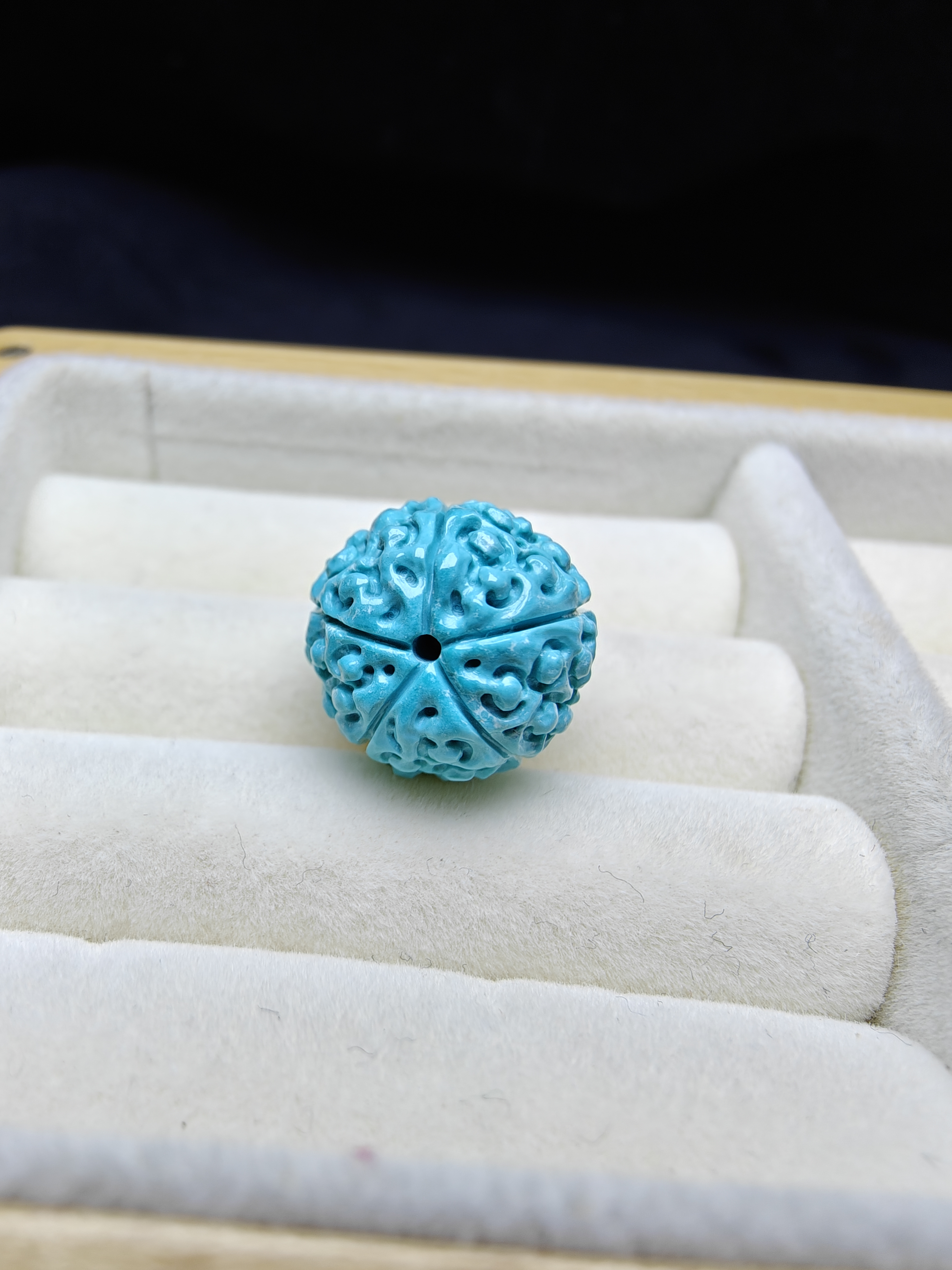 （悦知意绿松石）原矿金刚珠 配饰