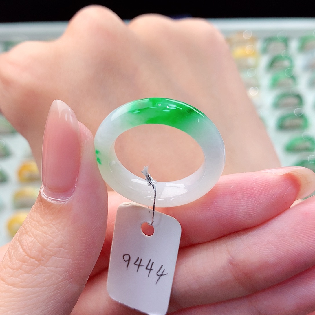 翡翠戒指未镶嵌15号