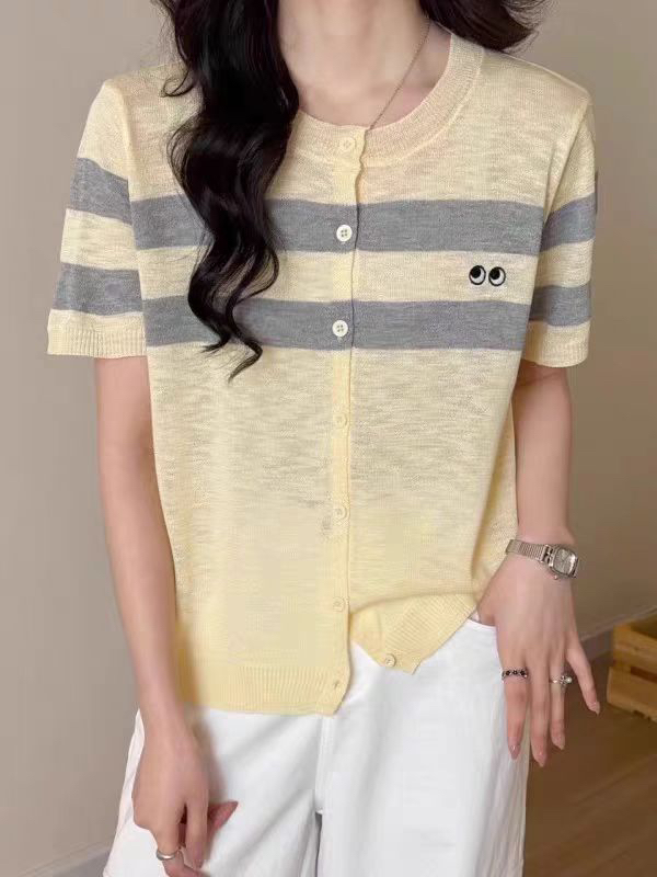 菲玥家萌萌大眼睛针织百搭