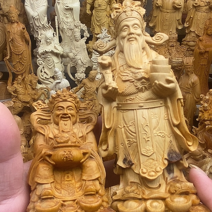 李***玉柏木（崖柏）财神爷