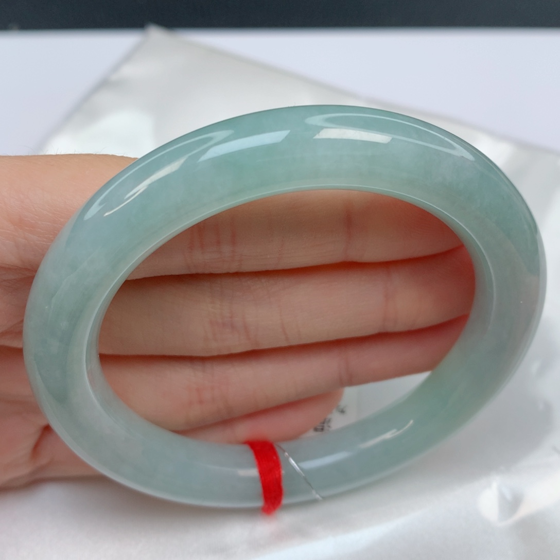 翡翠手镯未镶嵌55.7胖圆条